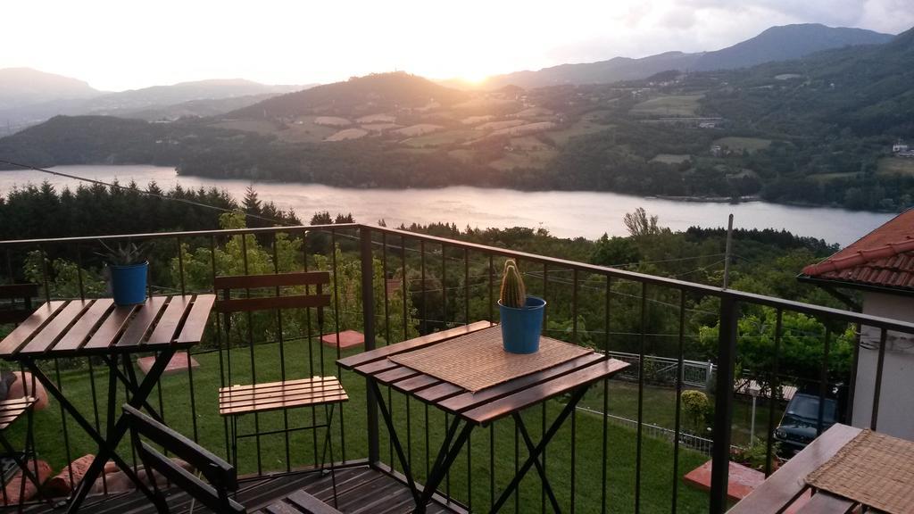 B&B Borgo Massovrana Castel di Casio 外观 照片
